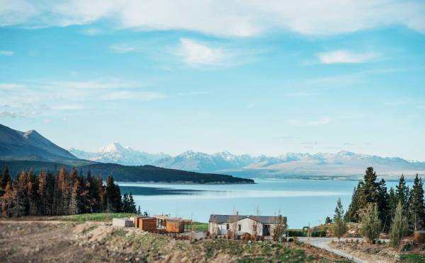 Mt Cook Lakeside Retreat
