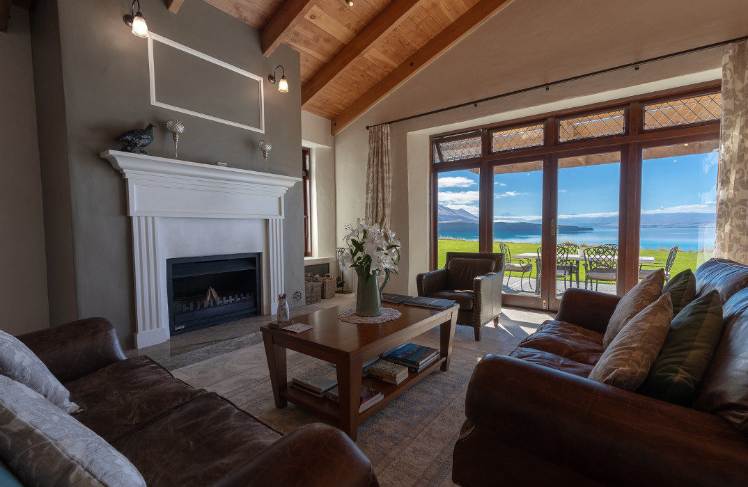 Ashley Mackenzie Villa