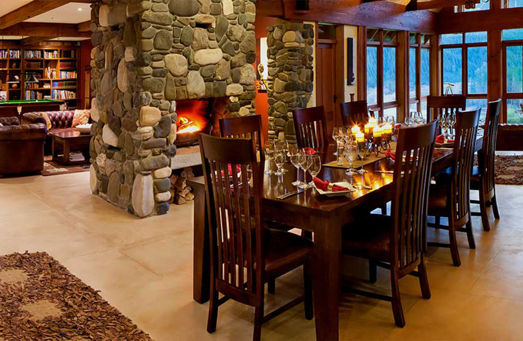 Stonefly Lodge dining