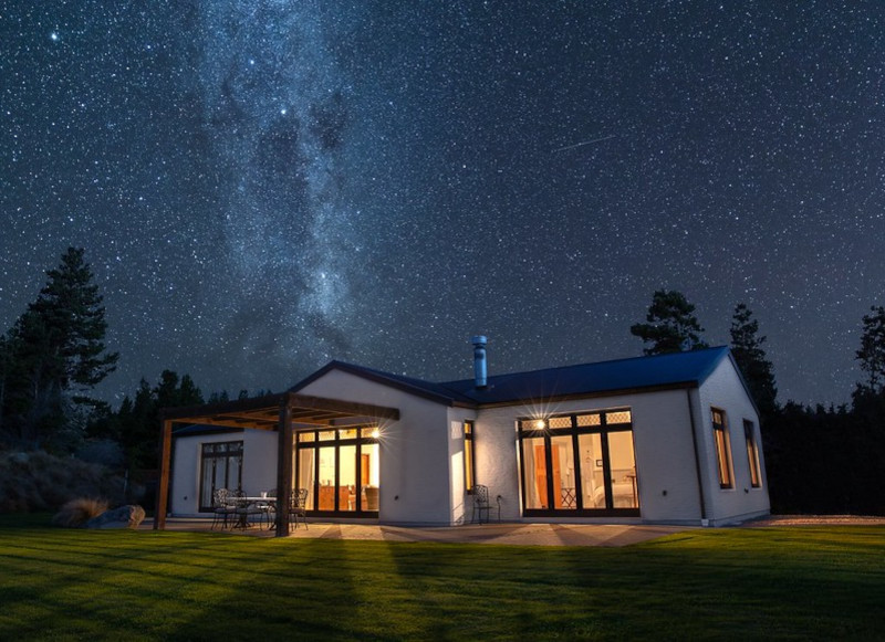 Mt Cook Lakeside Retreat Stargazing