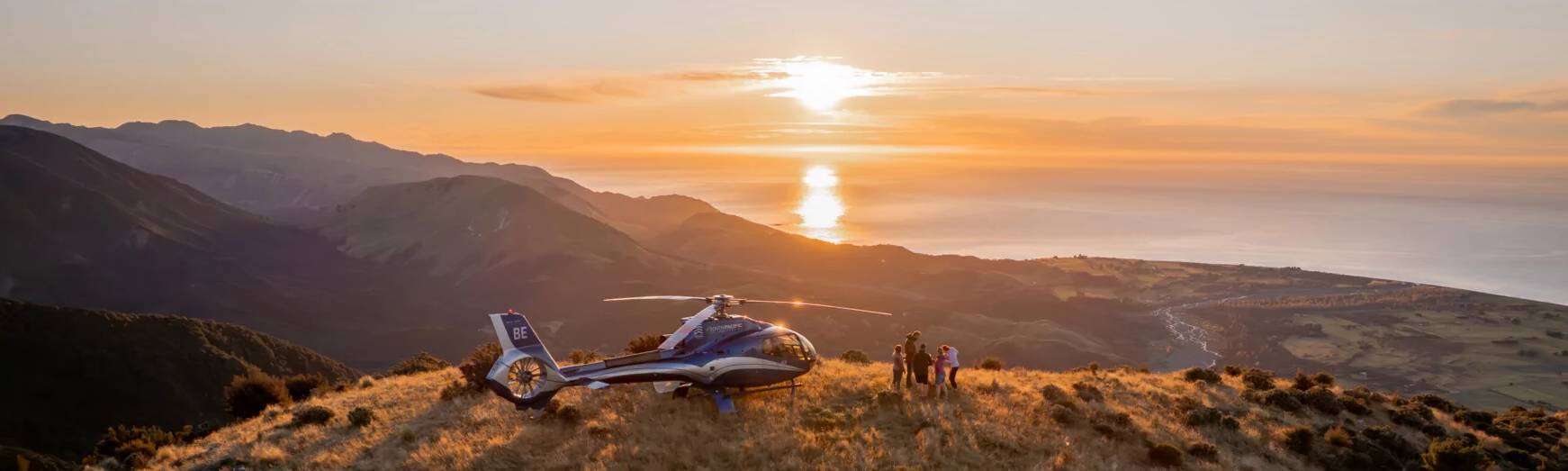 Flying around New Zealand
