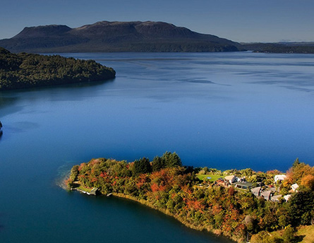 Solitaire Lodge Lake Tarawera