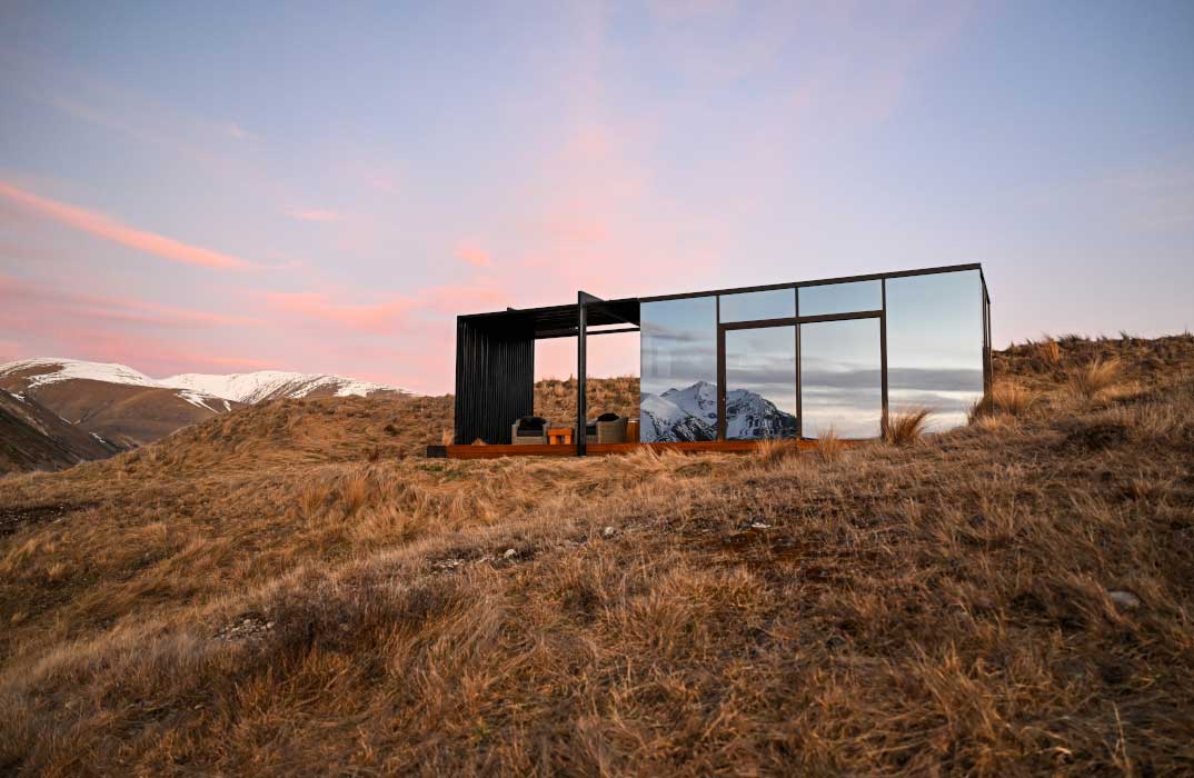 Lindis Mirror Pod
