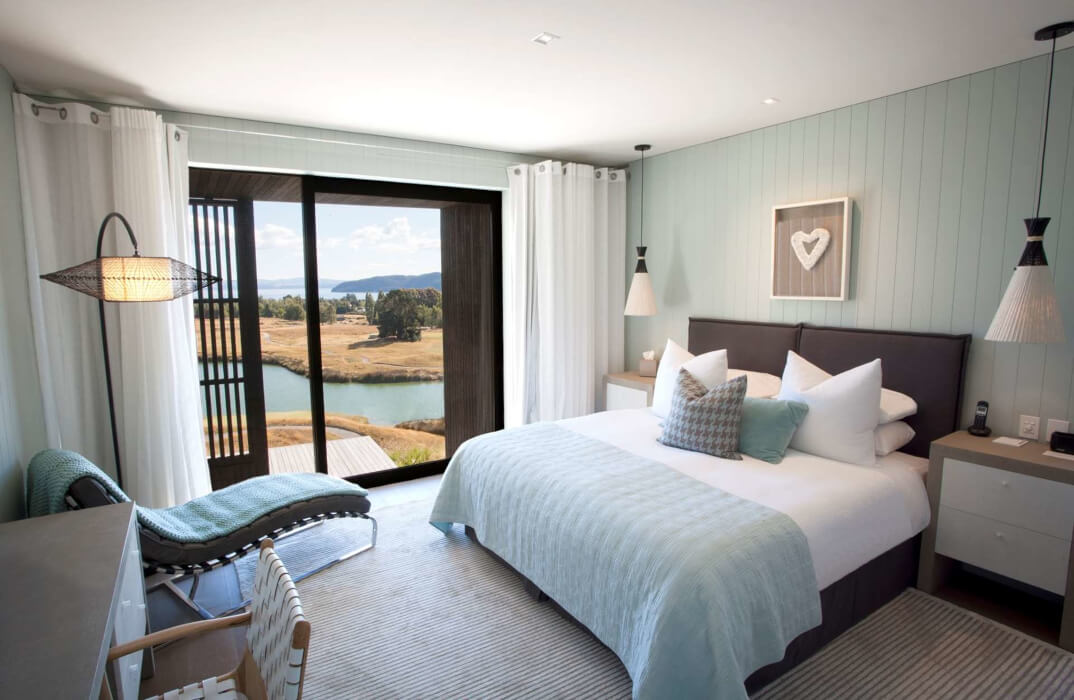 Kinloch Manor & Villas